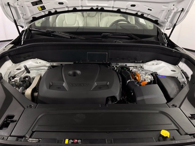 Certified 2024 Volvo XC90 T8 Ultimate AWD/4WD image 43