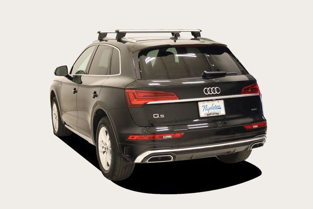 Used 2024 Audi Q5 2.0T Premium w/ Convenience Package image 8