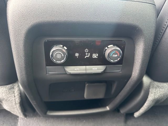 New 2026 Chevrolet Traverse Z71 image 31