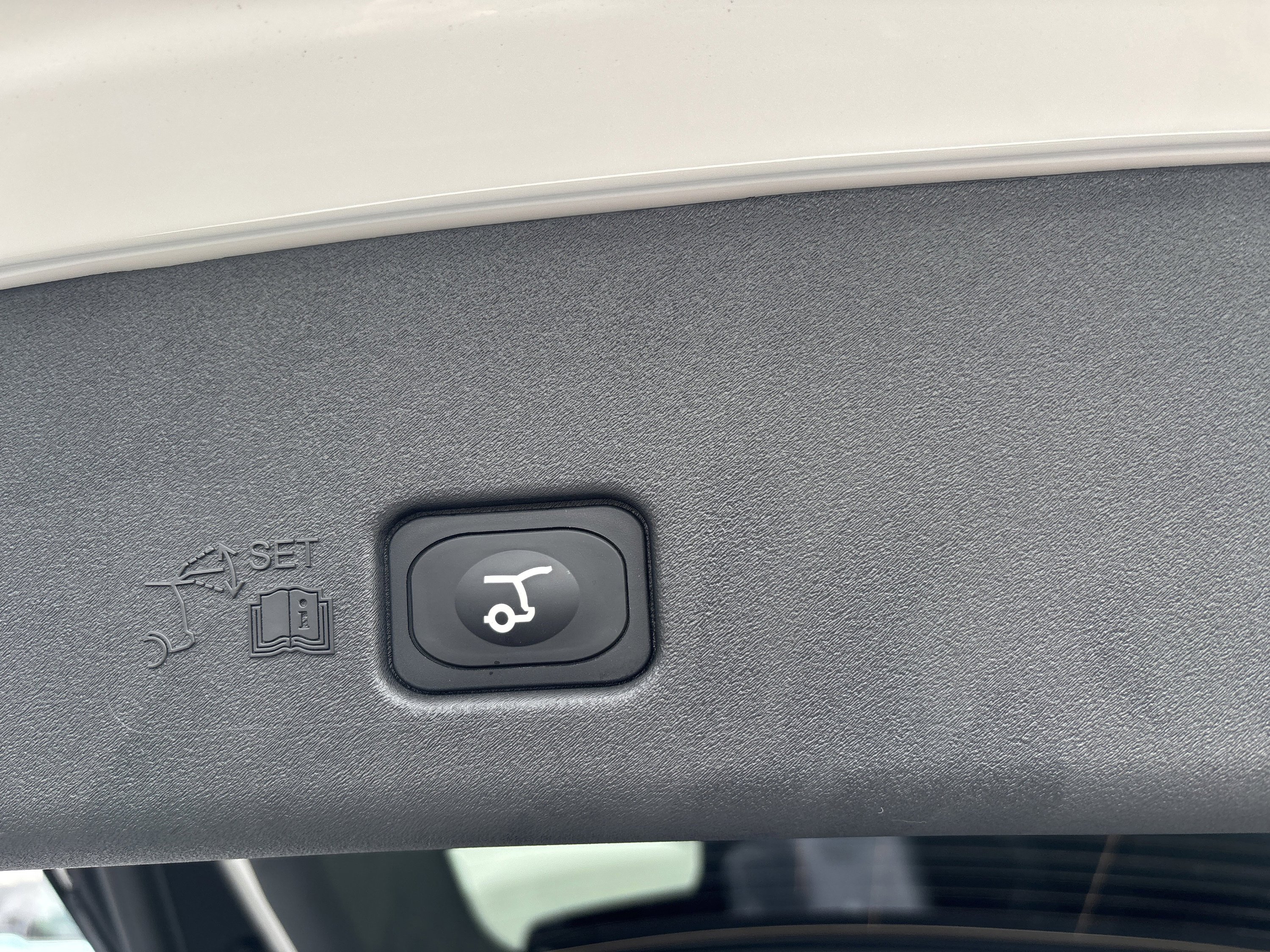 New 2026 Lincoln Nautilus Premier image 17