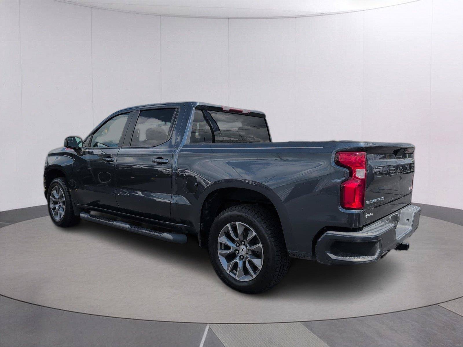 Used 2021 Chevrolet Silverado 1500 RST w/ Z71 Off-Road Package AWD/4WD image 3