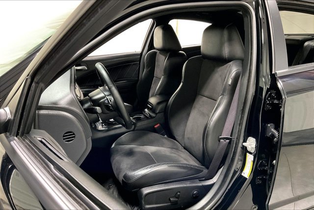 Used 2022 Dodge Charger R/T w/ Plus Group RWD image 25