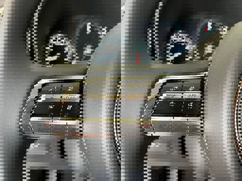 Used 2025 MAZDA CX-50 AWD 2.5 S w/ Weather Package image 22