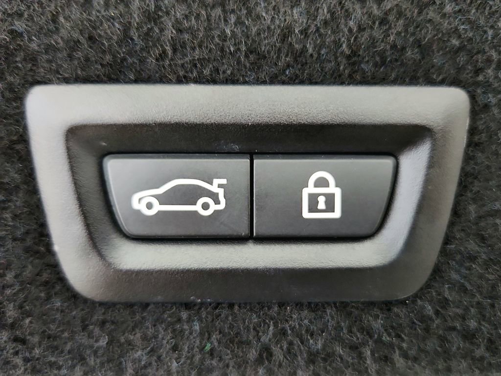 Used 2022 BMW 840i Gran Coupe xDrive AWD/4WD image 38