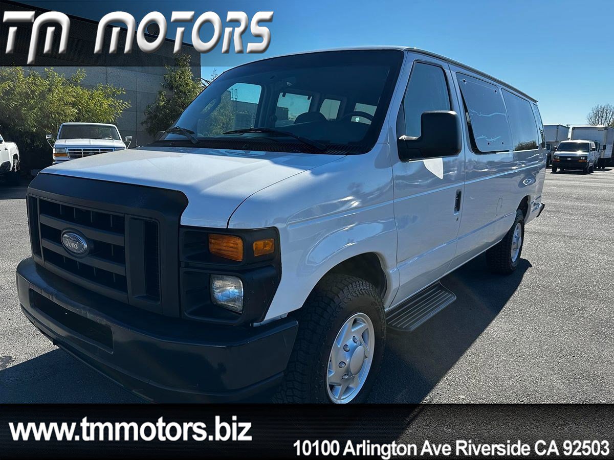 Used 2008 Ford E-350 and Econoline 350 XLT RWD image 1