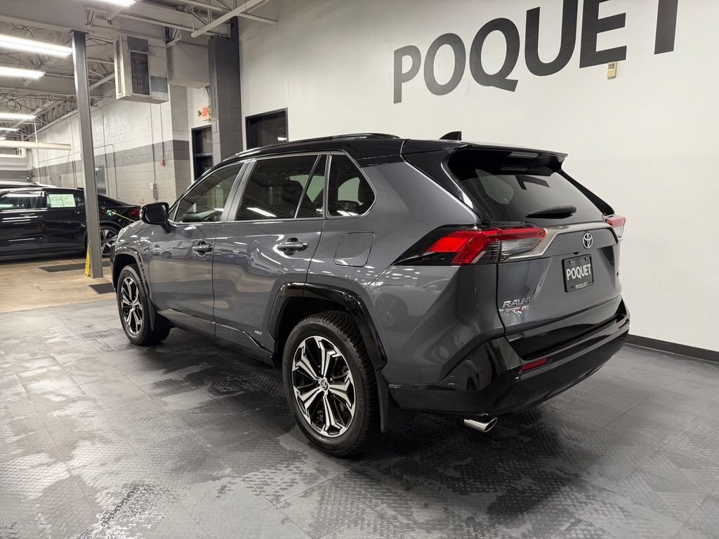 Used 2023 Toyota RAV4 XSE w/ Weather Package AWD/4WD image 6