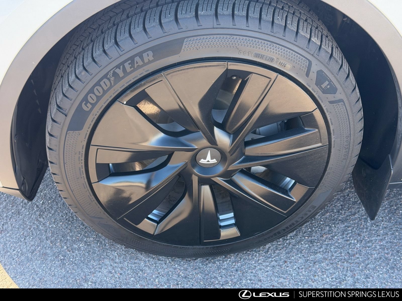 Used 2023 Tesla Model Y Long Range AWD/4WD image 10
