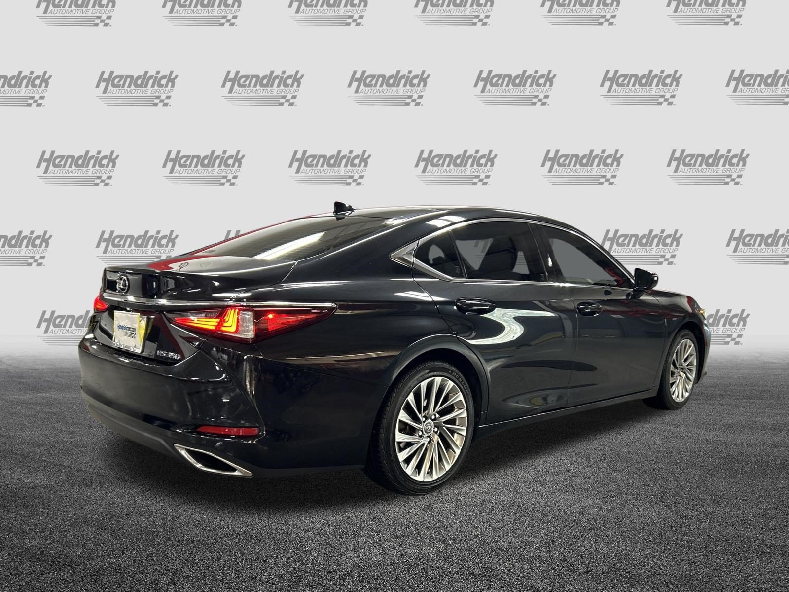 Used 2019 Lexus ES 350 w/ Accessory Package FWD image 10