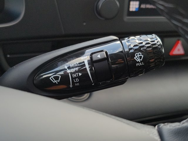New 2026 Hyundai Elantra SEL Sport FWD image 19
