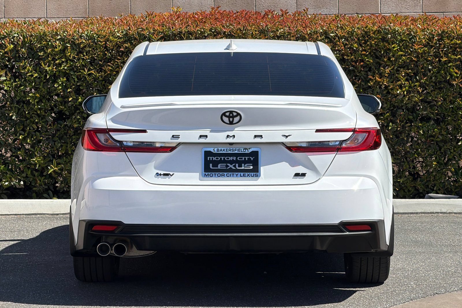 Used 2026 Toyota Camry SE w/ Multimedia Upgrade Package FWD image 5