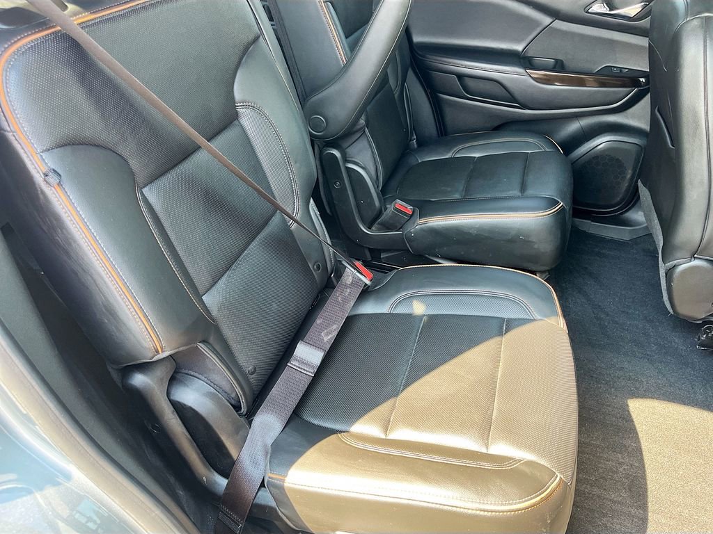 Used 2023 GMC Acadia AT4 w/ Technology Package AWD/4WD image 30