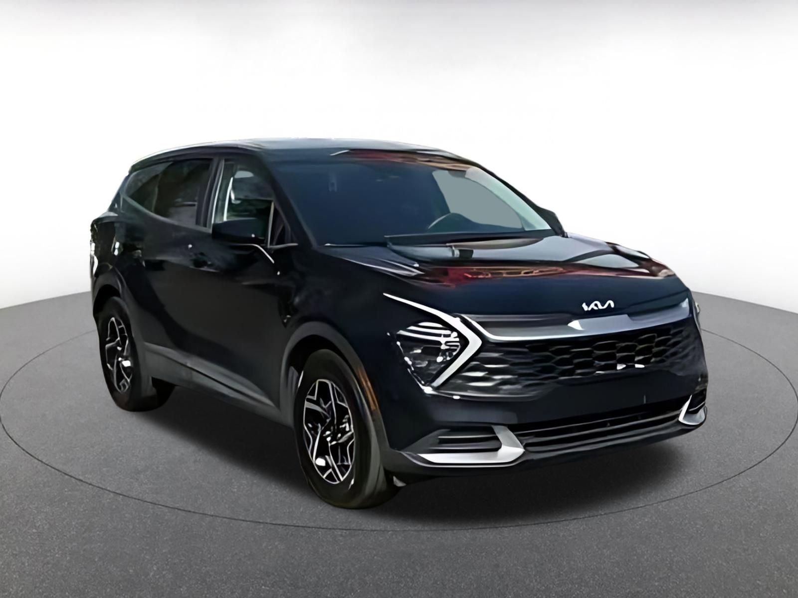 Used 2025 Kia Sportage LX image 16