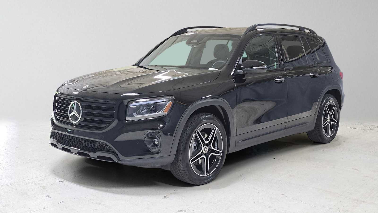Certified 2026 Mercedes-Benz GLB 250 4MATIC image 7