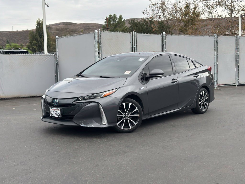 Certified 2018 Toyota Prius Prime Plus w/ Carpet Mat Package FWD image 1