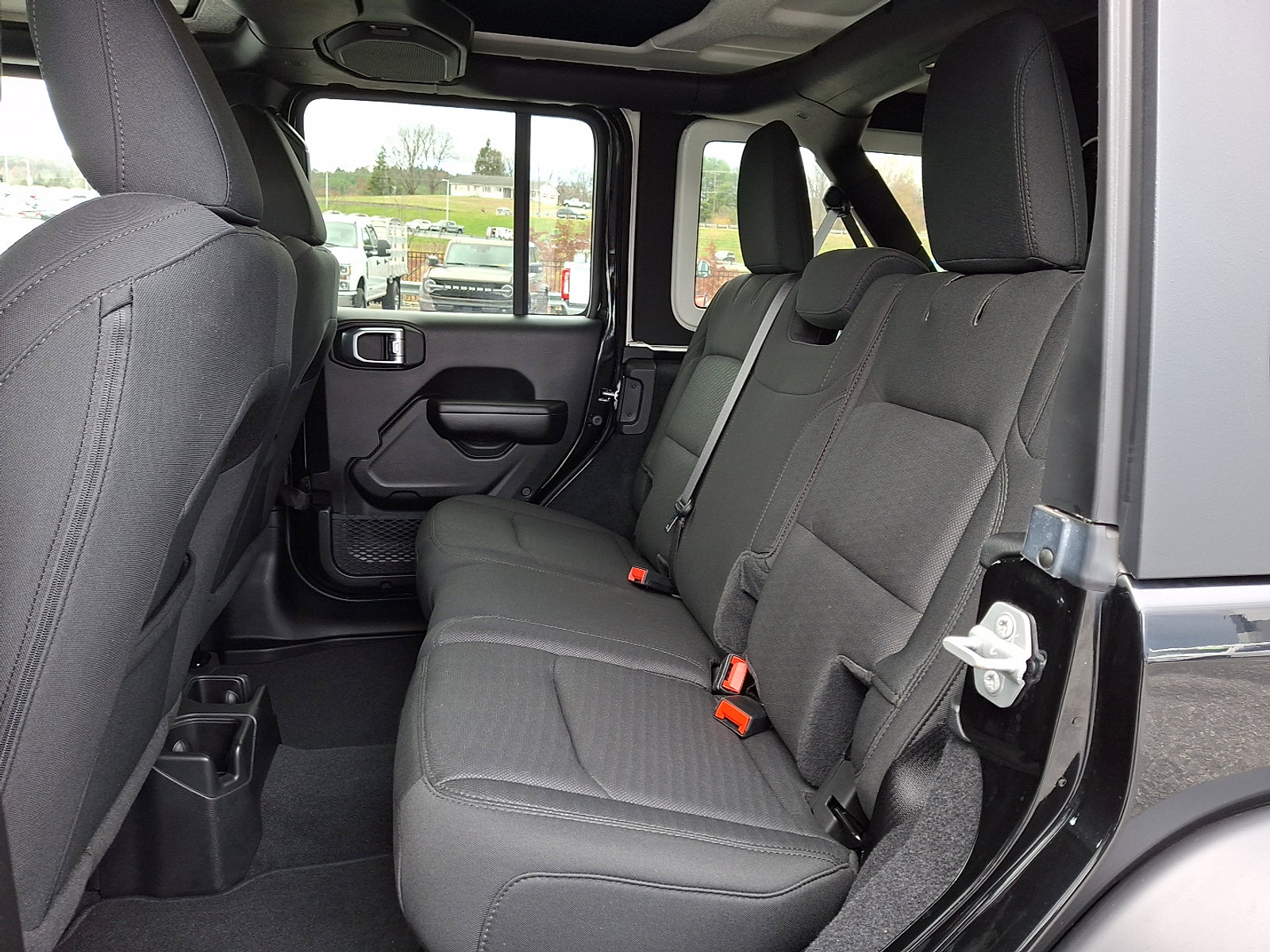 Used 2020 Jeep Wrangler Unlimited Sport image 10