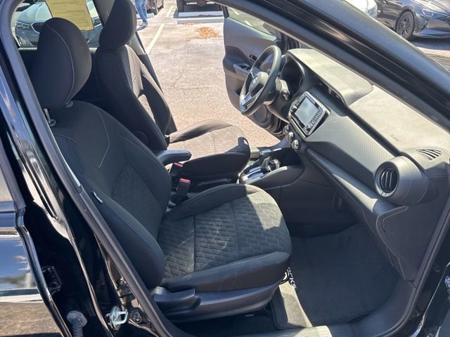 Used 2021 Nissan Kicks S FWD image 14