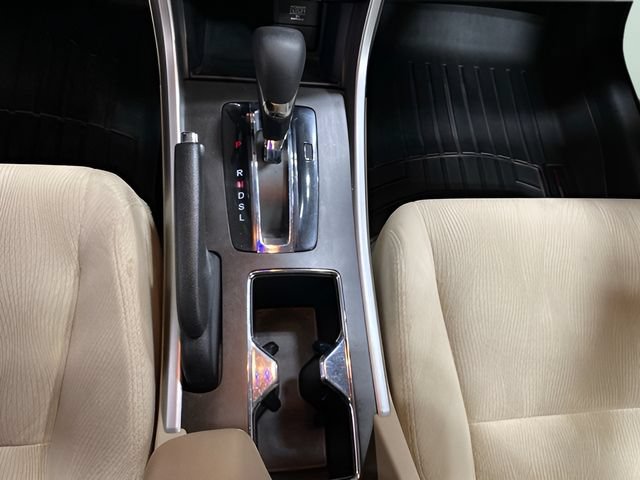 Used 2015 Honda Accord EX image 18