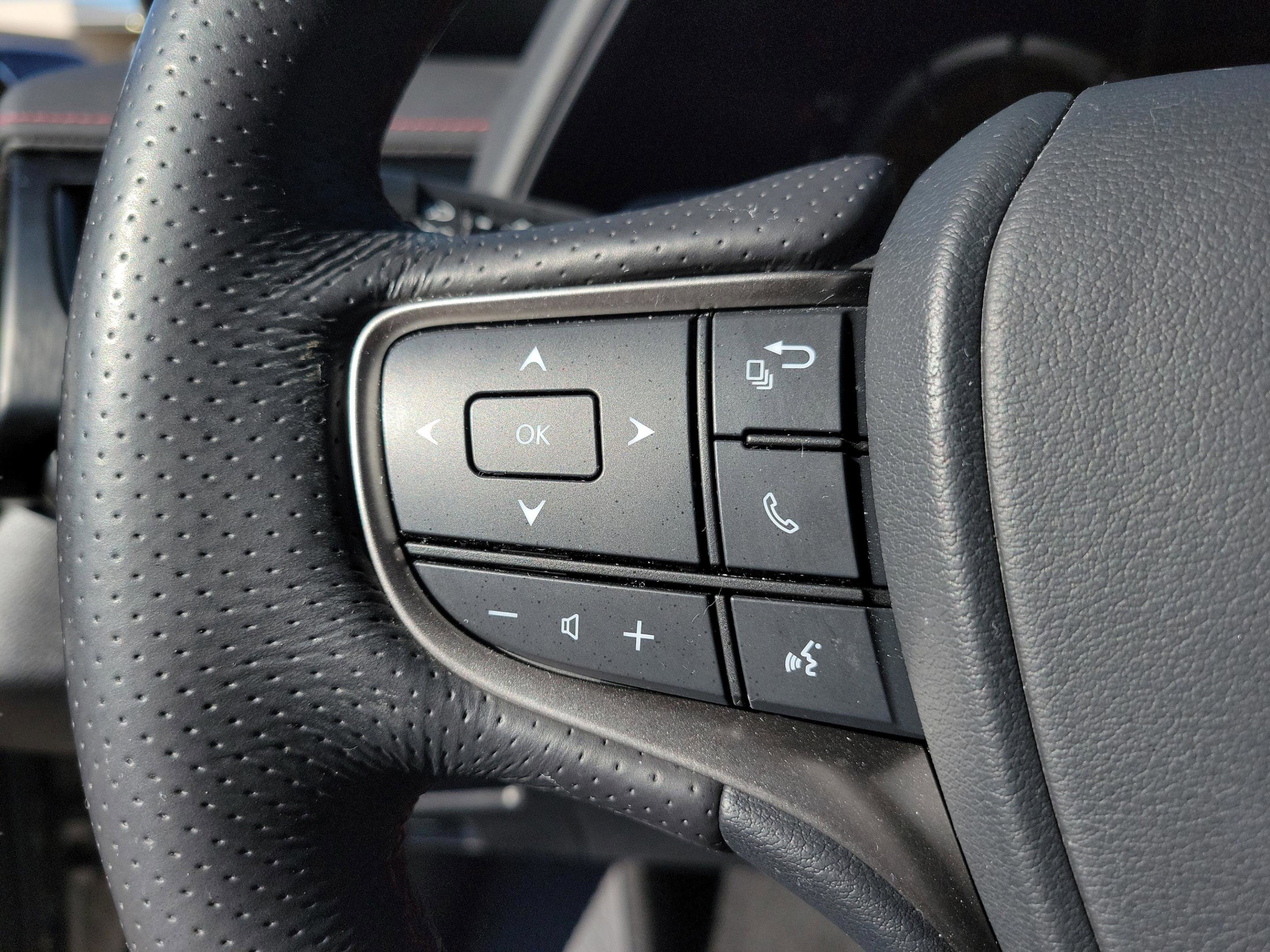 Used 2019 Lexus UX 200 F Sport w/ F Sport Premium Package image 16