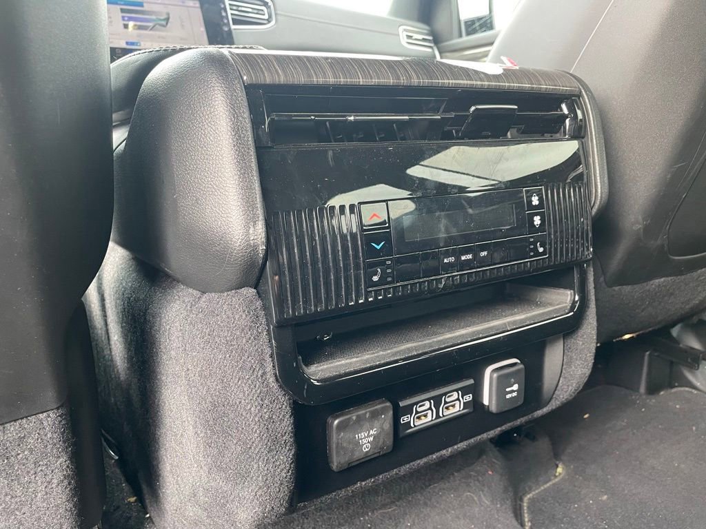 Used 2022 Jeep Wagoneer Series III image 31