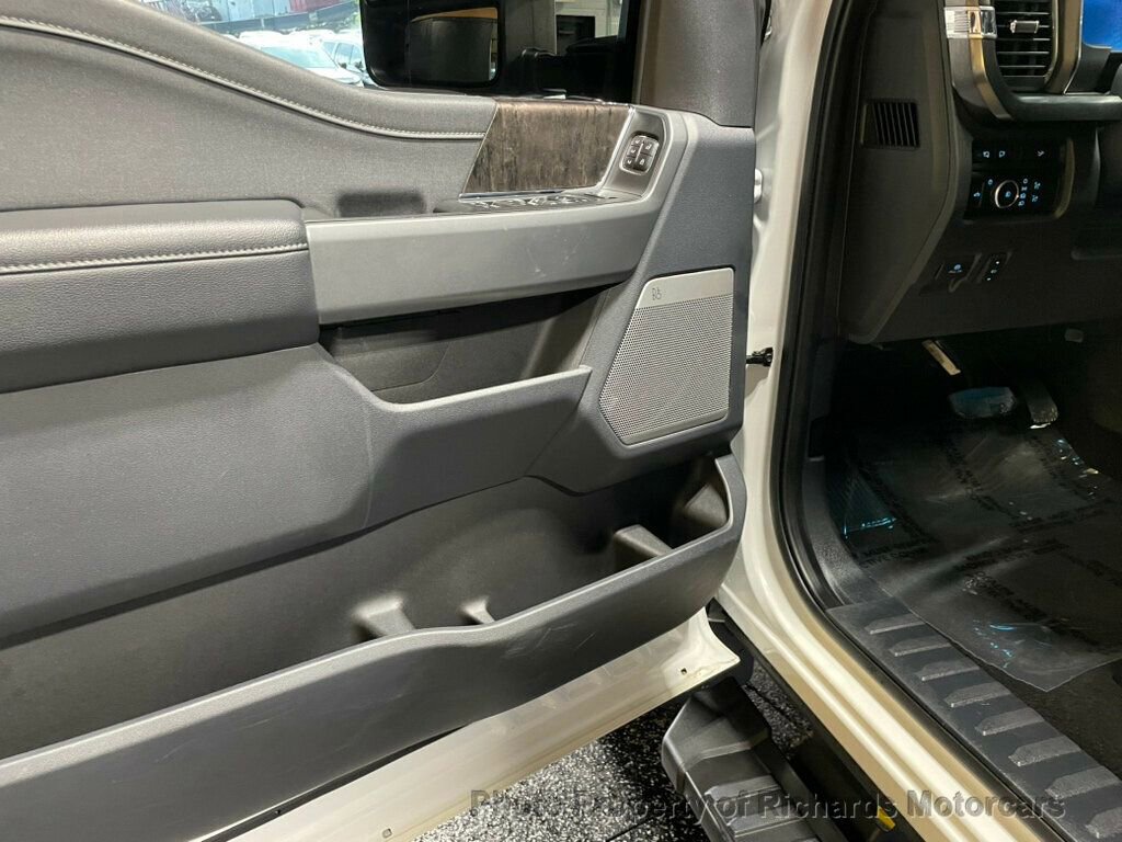 Used 2024 Ford F250 Lariat w/ Lariat Ultimate Package AWD/4WD image 9