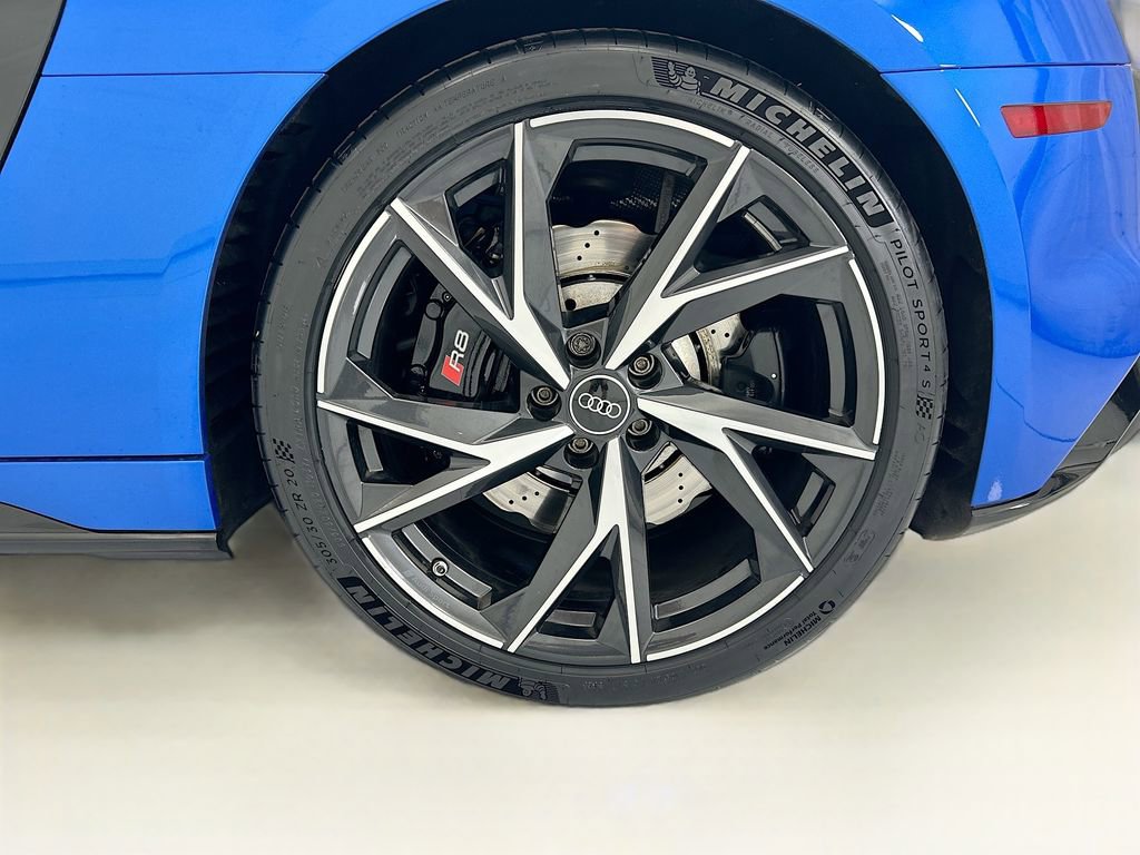 Used 2021 Audi R8 V10 RWD image 26