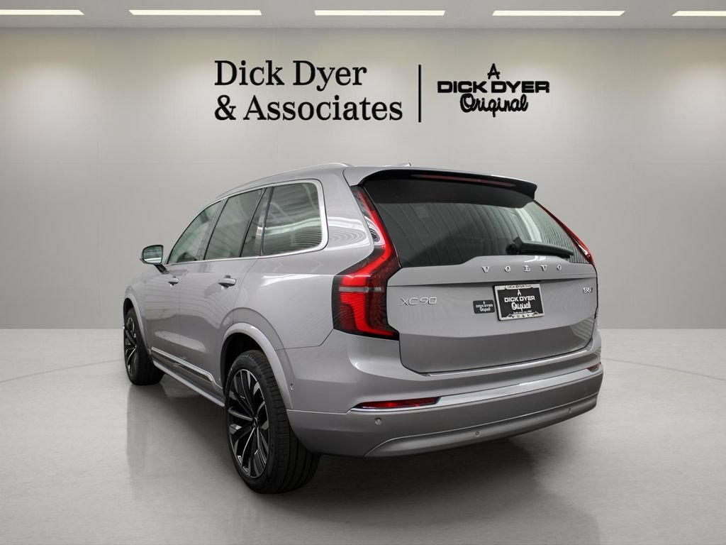 New 2026 Volvo XC90 B6 Plus w/ Protection Package Premier AWD/4WD image 5