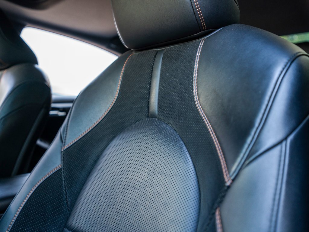 Used 2019 Toyota Avalon XSE image 18