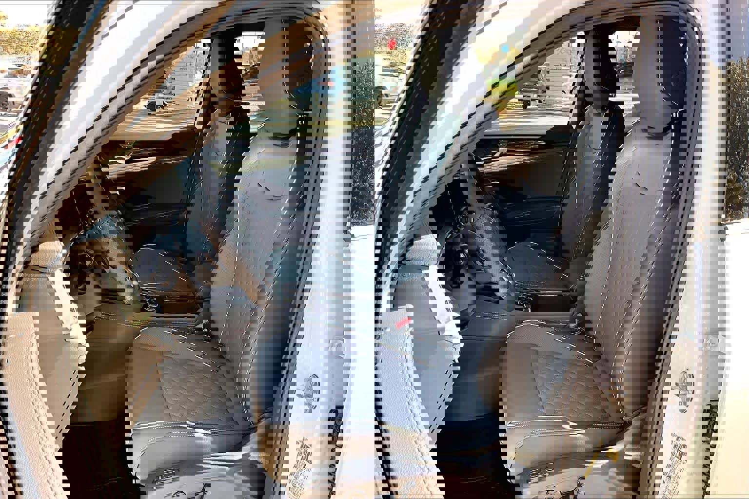 New 2026 Volkswagen Tiguan SEL R-Line image 9