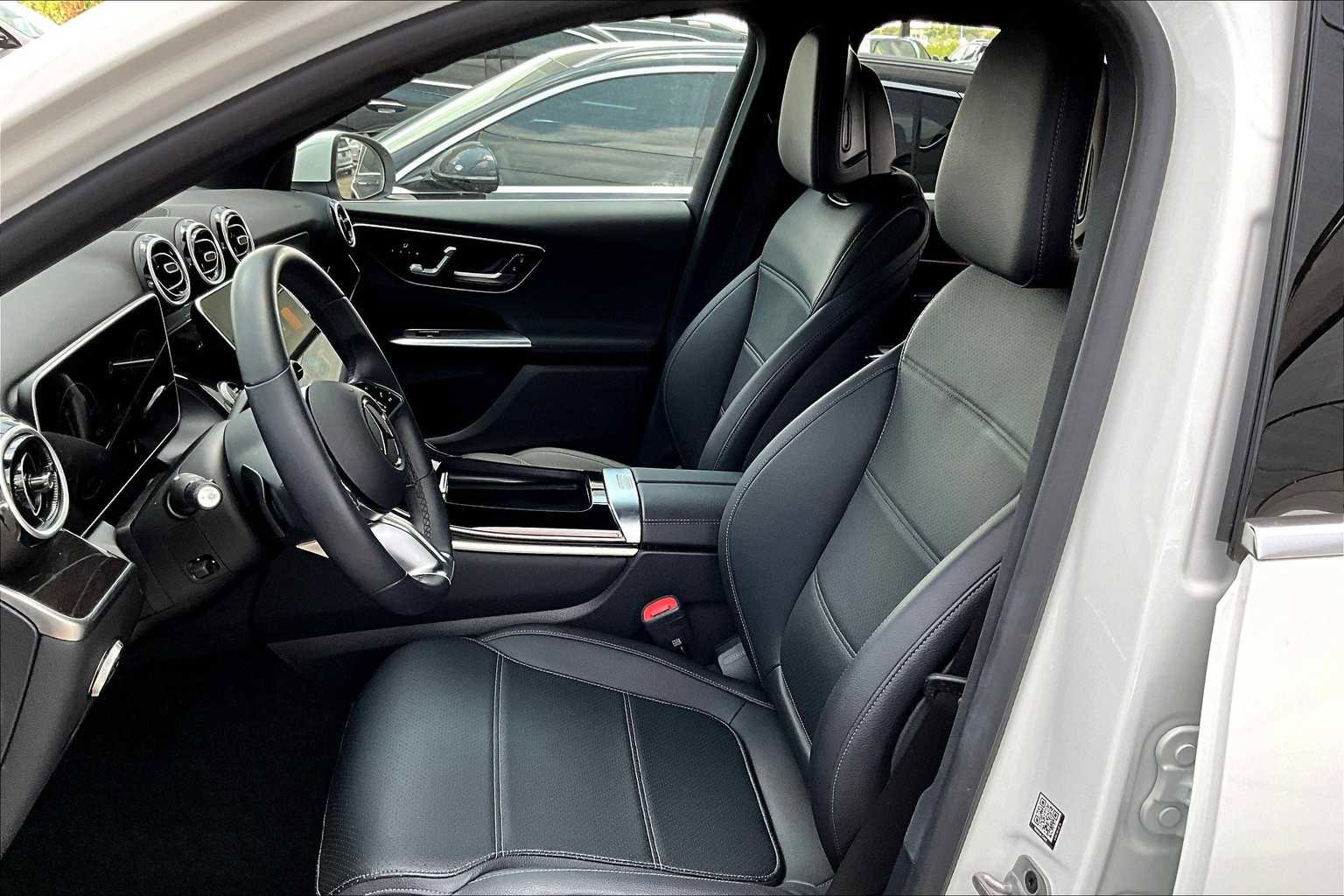 New 2025 Mercedes-Benz GLC 300 image 17