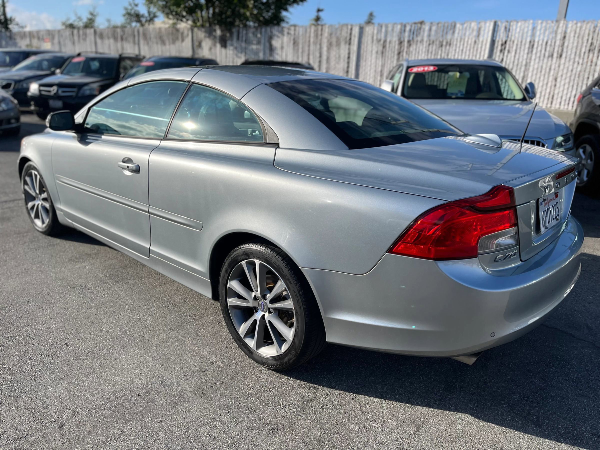 Used 2011 Volvo C70 T5 FWD image 5