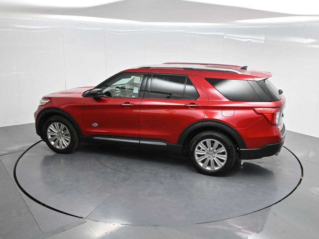 Used 2024 Ford Explorer King Ranch w/ Technology Package image 52