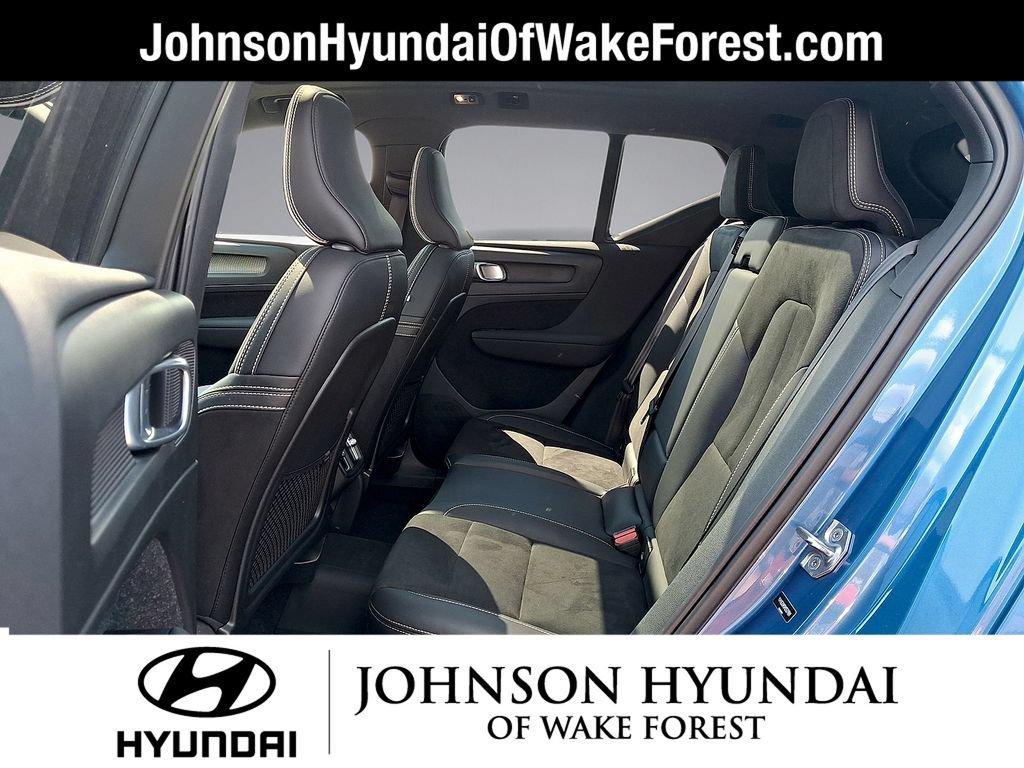 Used 2021 Volvo XC40 T5 R-Design w/ Advanced Package AWD/4WD image 20