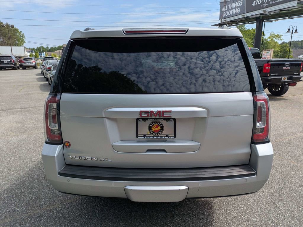 Used 2019 GMC Yukon XL SLT w/ Open Road Package RWD image 5