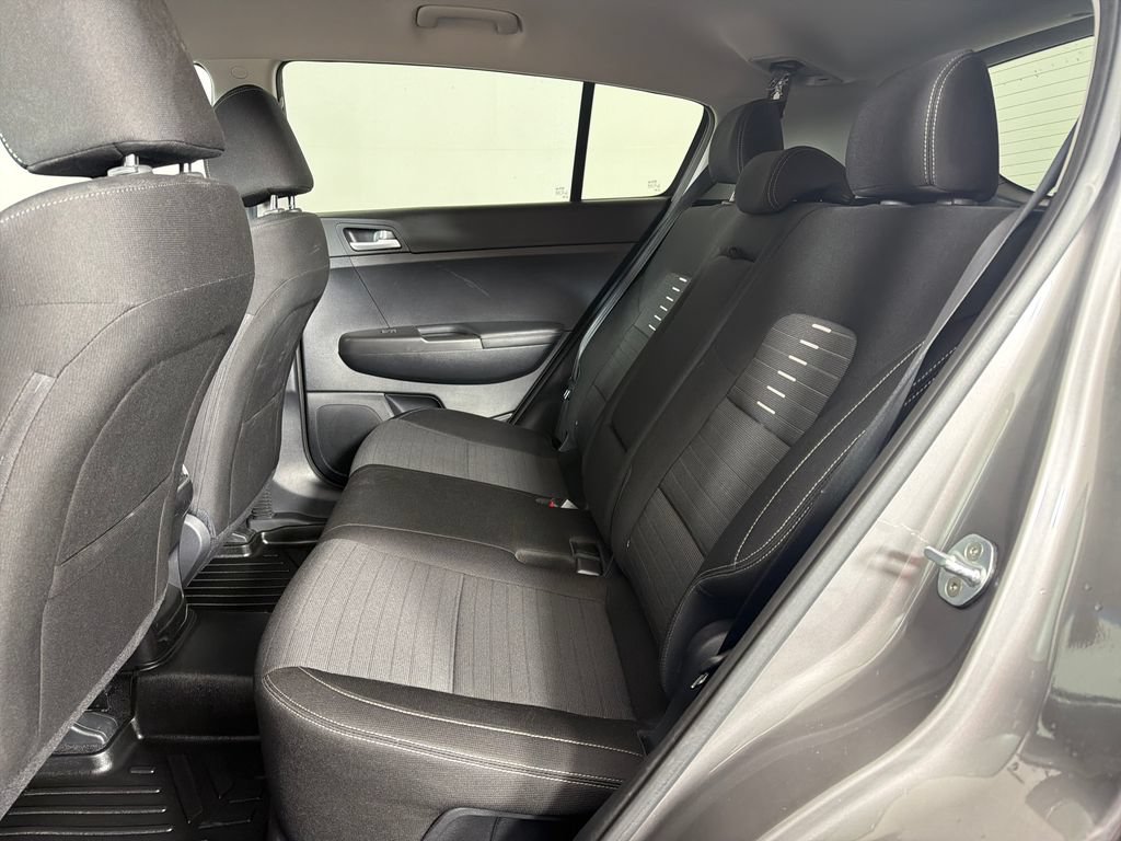 Used 2018 Kia Sportage LX AWD/4WD image 18