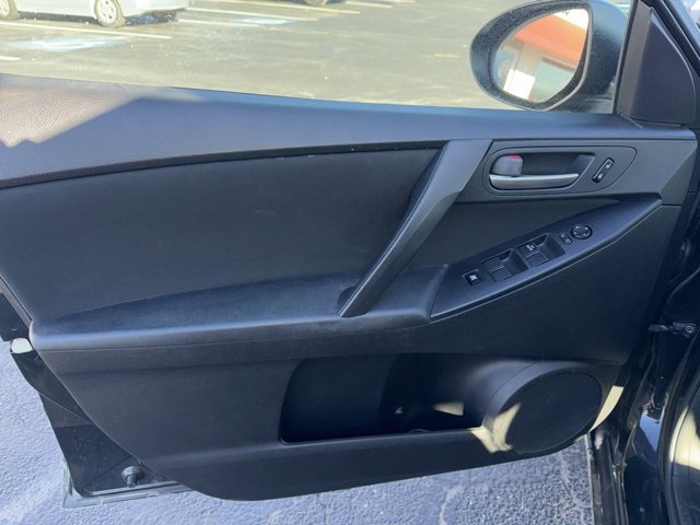 Used 2013 MAZDA MAZDA3 i SV w/ Convenience Pkg image 10