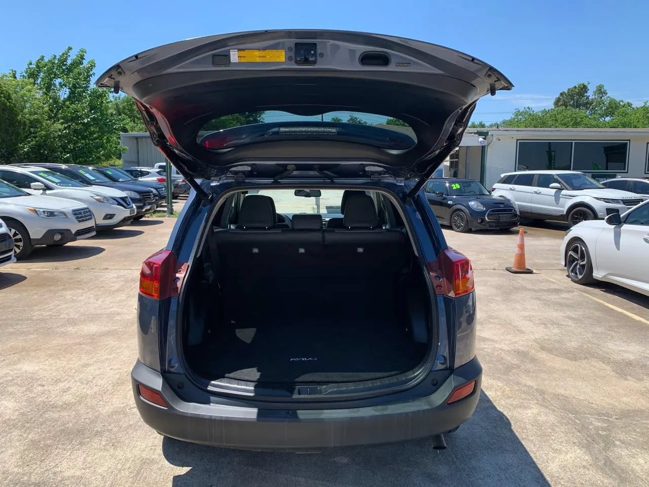 Used 2013 Toyota RAV4 Limited AWD/4WD image 20