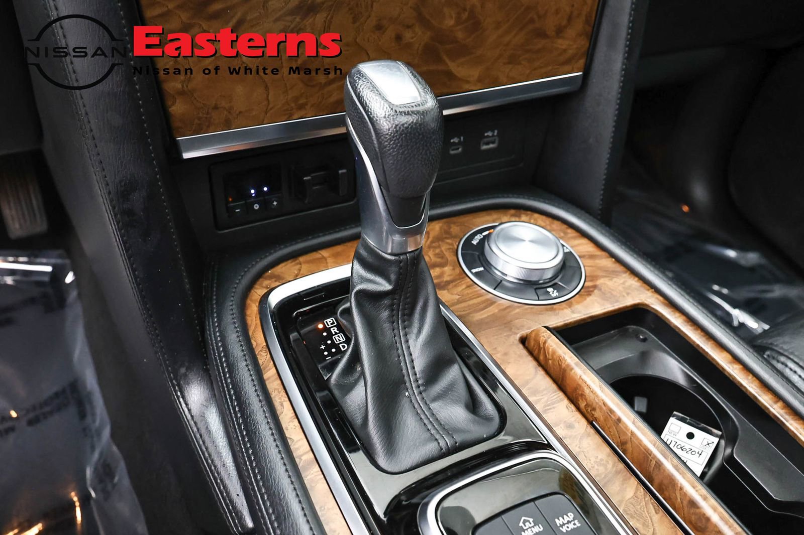 Used 2024 Nissan Armada SL AWD/4WD image 13