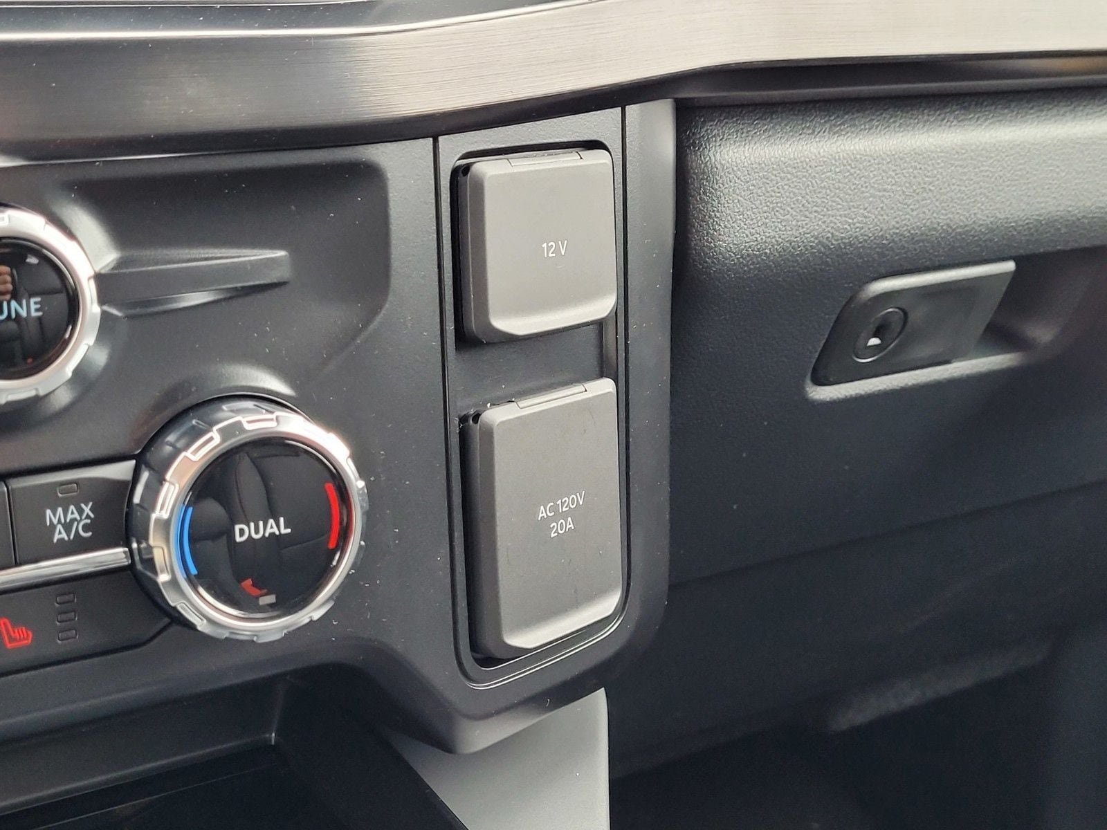New 2026 Ford F250 Lariat w/ Lariat Ultimate Package AWD/4WD image 26