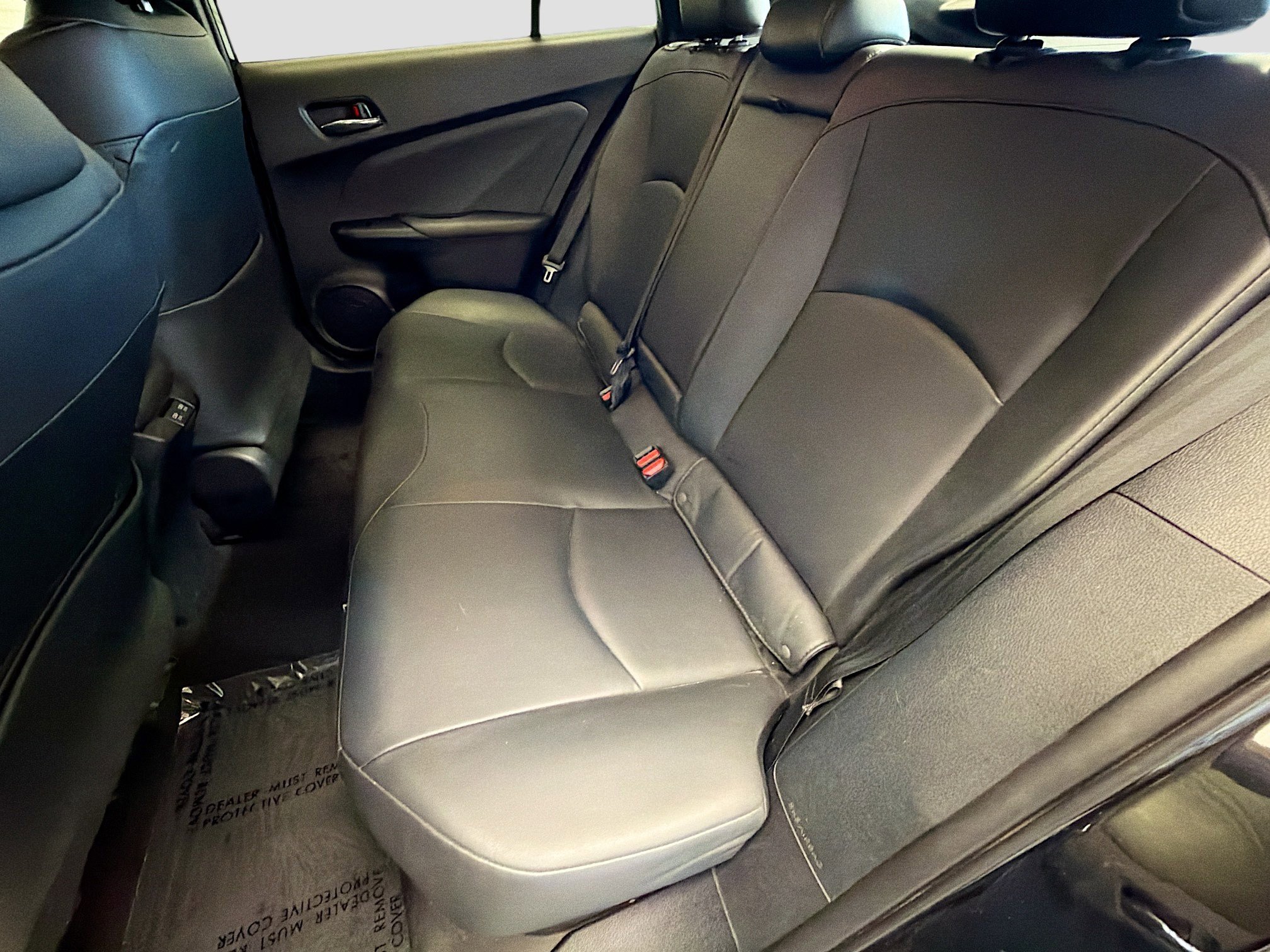 Used 2022 Toyota Prius XLE FWD image 13