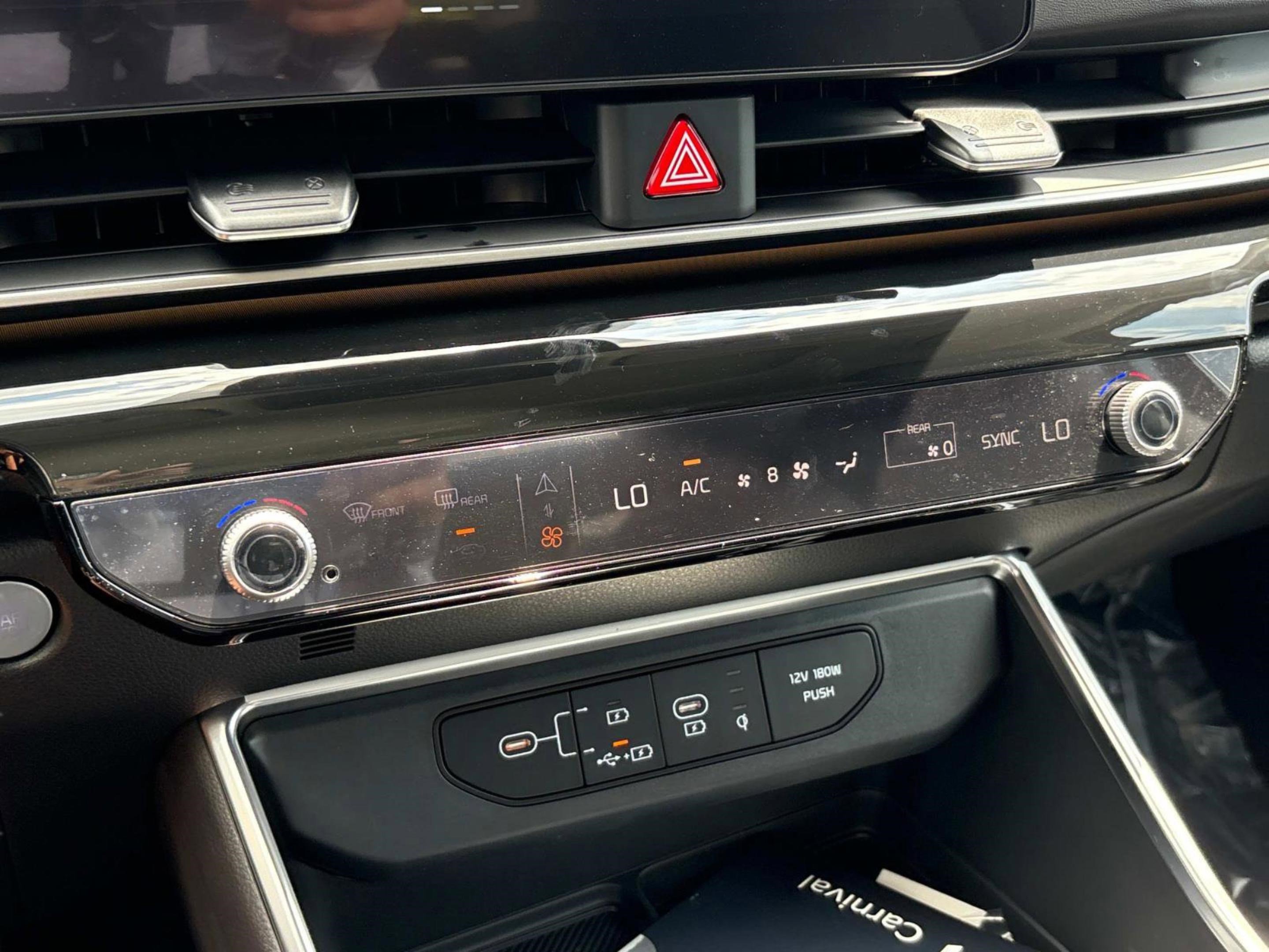New 2026 Kia Carnival SX Prestige image 27