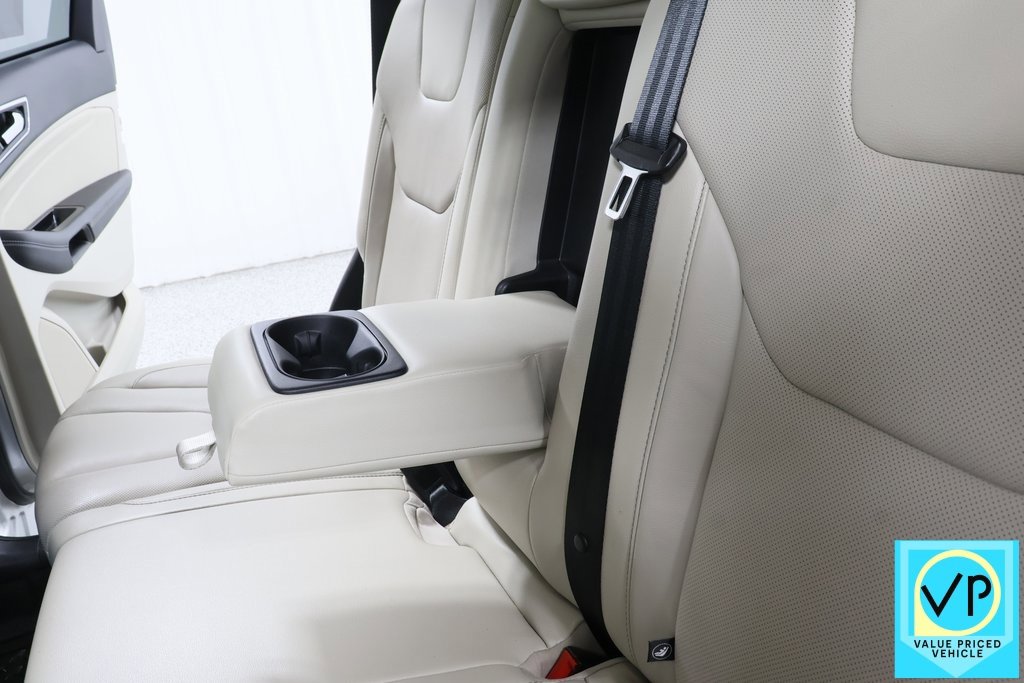 Used 2018 Ford Edge Titanium w/ Equipment Group 301A image 27