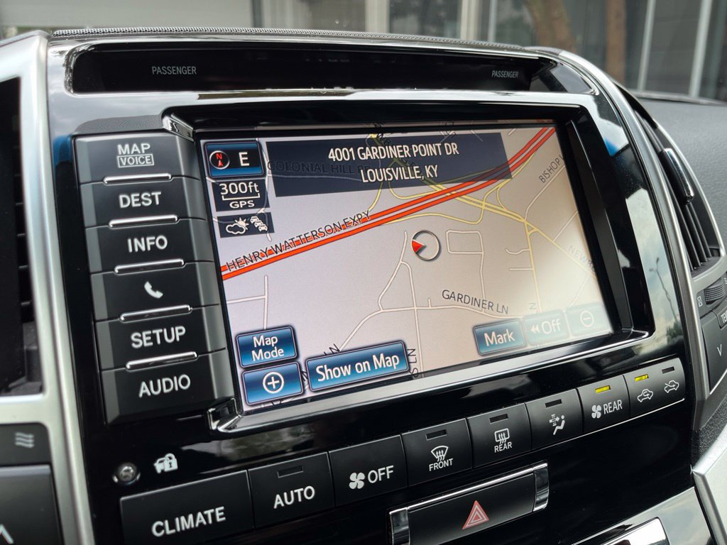 Used 2014 Toyota Land Cruiser AWD/4WD image 28