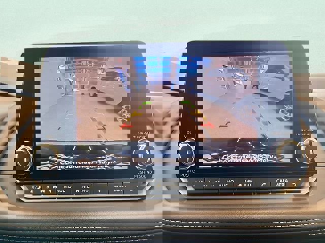 Used 2025 Nissan Rogue SV image 21