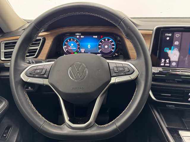 Used 2024 Volkswagen Atlas SE w/ Panoramic Sunroof Package FWD image 26