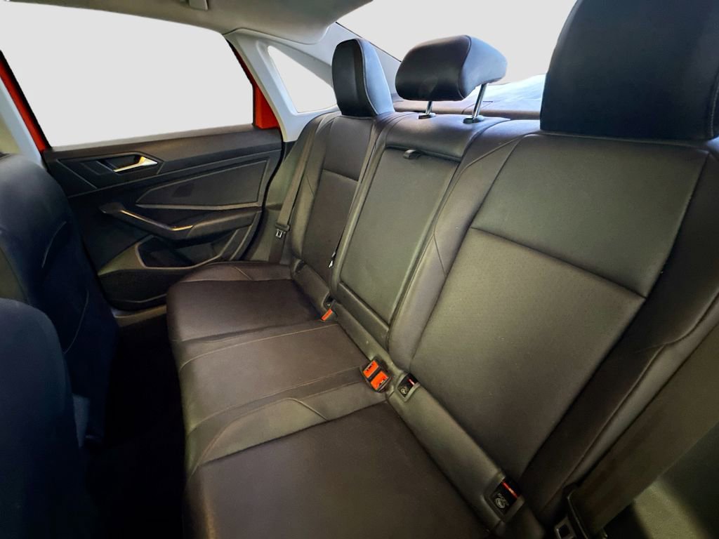 Used 2020 Volkswagen Jetta SE FWD image 25