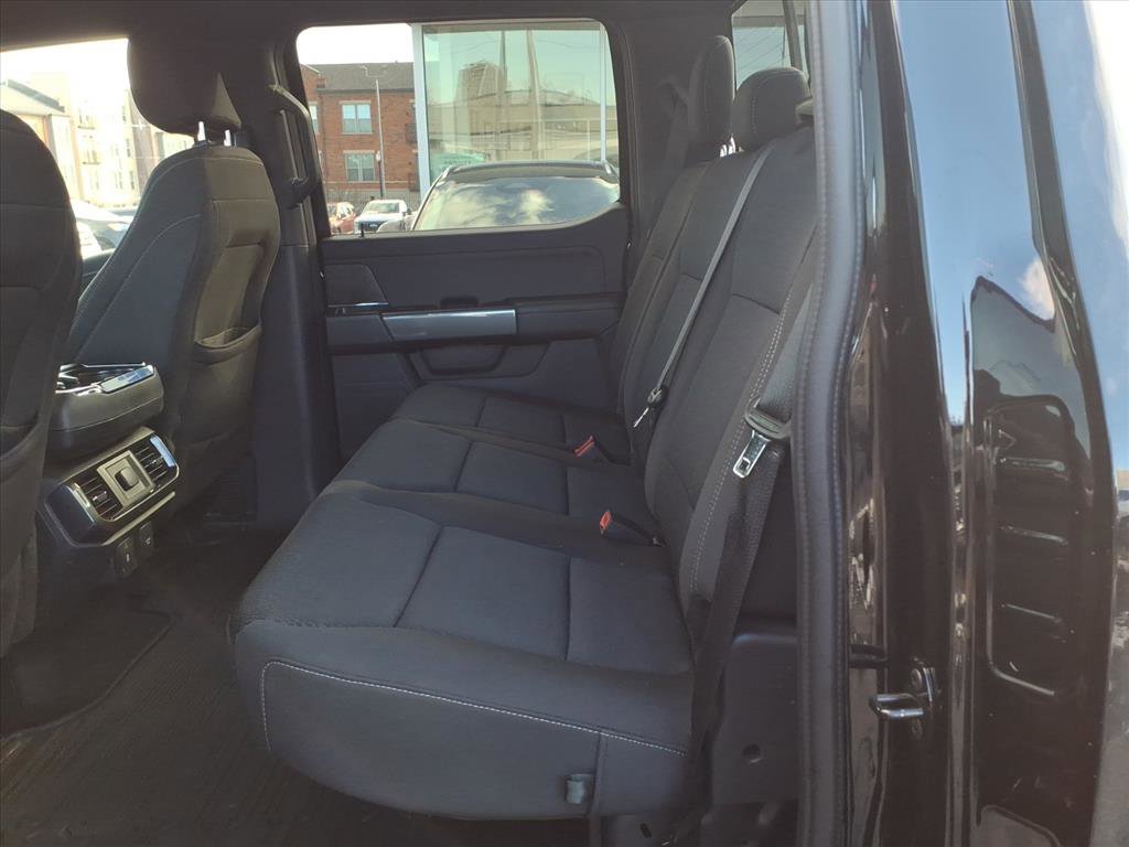 Used 2022 Ford F150 XLT w/ Equipment Group 302A High image 9