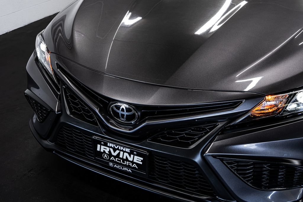 Used 2022 Toyota Camry SE w/ Convenience Package FWD image 10