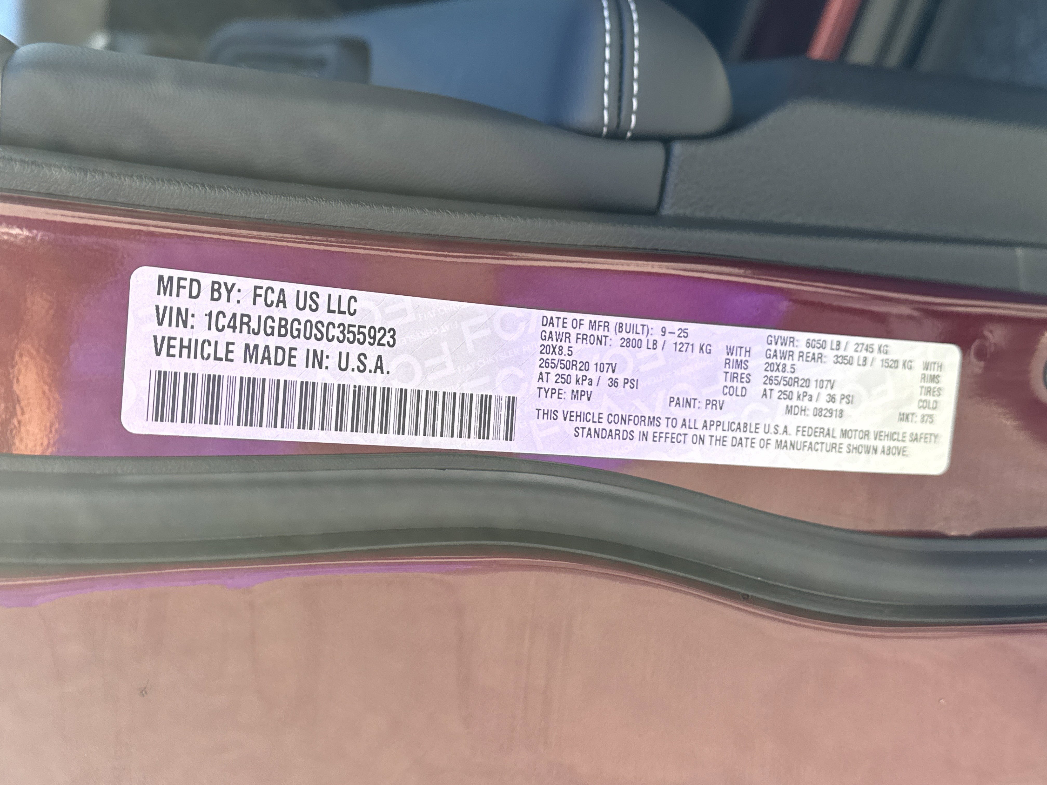 New 2025 Jeep Grand Cherokee Limited w/ Black Appearance Package image 39