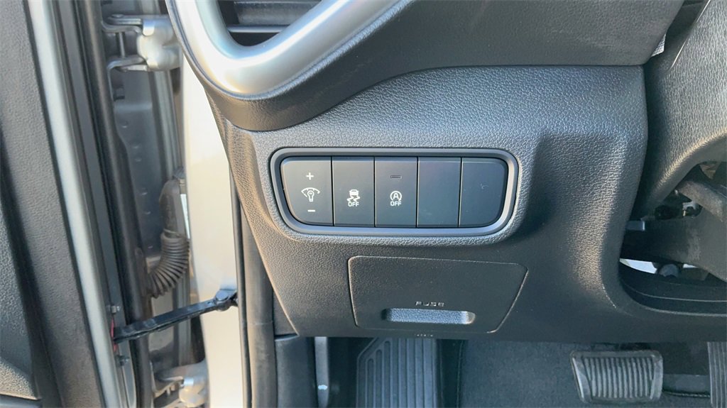 Used 2024 Kia Soul LX w/ Option Group 015 image 17