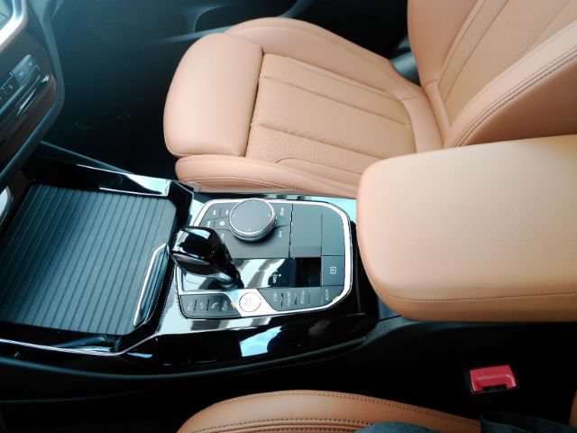 Used 2023 BMW X3 sDrive30i w/ Premium Package RWD image 40